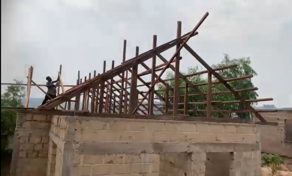 Ein Dach für Waisenkinder in Kinshasa